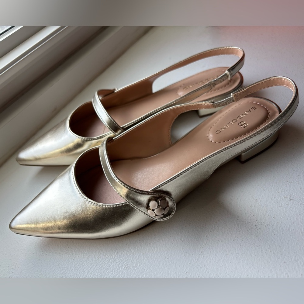 NEW! Bandolino Gold Aubriana Pointed Toe Flats with Slingback Strap, si…